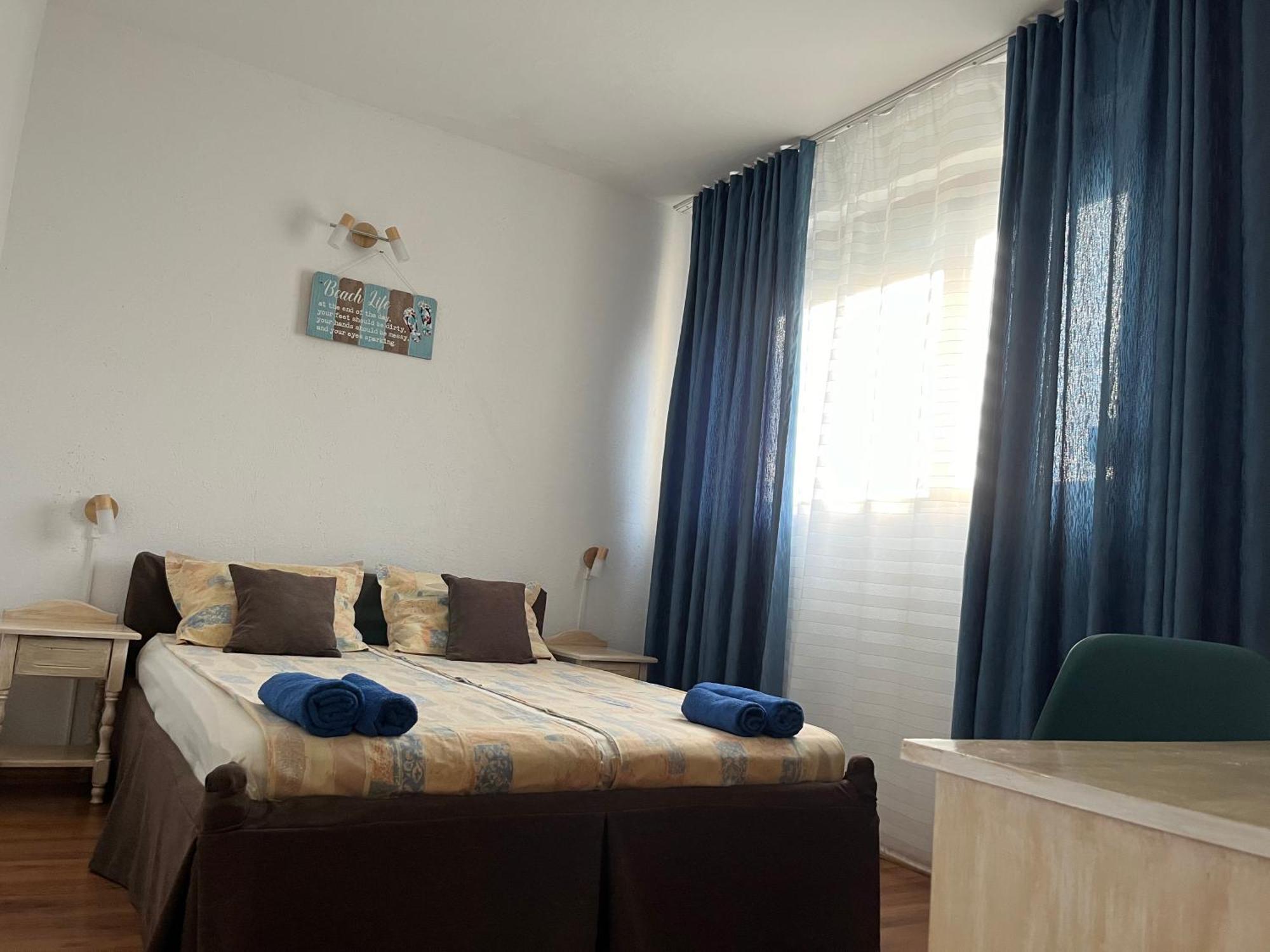 Paunovi Guest House Primorsko Luaran gambar