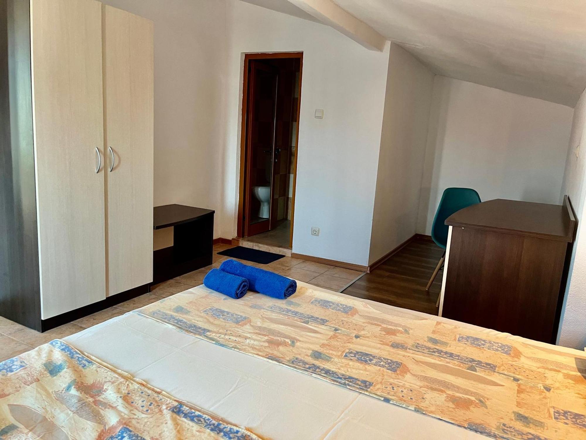 Paunovi Guest House Primorsko Luaran gambar