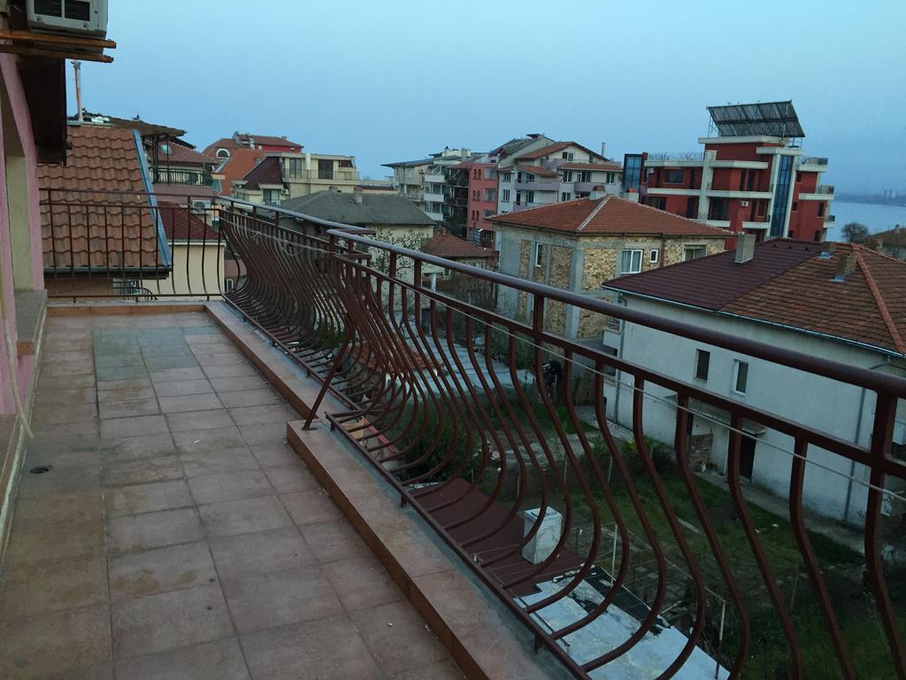 Paunovi Guest House Primorsko Luaran gambar
