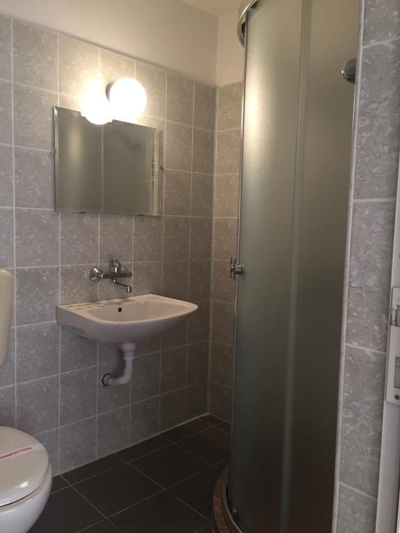 Paunovi Guest House Primorsko Luaran gambar